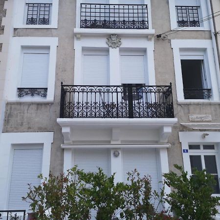Chalet Les Marguerites - Biarritz Centre Ville Exterior photo